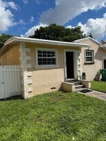 1619 NW 52nd St in Miami, FL - Building Photo