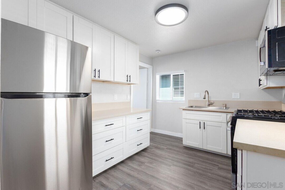 2856 Franklin Ave in San Diego, CA - Building Photo