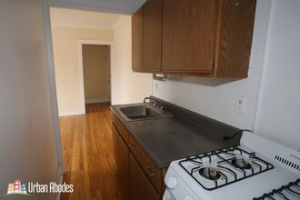 955 W Cornelia Ave, Unit M453 in Chicago, IL - Building Photo - Building Photo