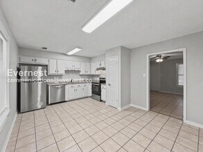 10731 Chateau Dr in Olive Branch, MS - Building Photo - Building Photo