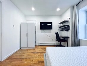 Furnished room/NOT APARTMENT in Brooklyn, NY - Building Photo - Building Photo