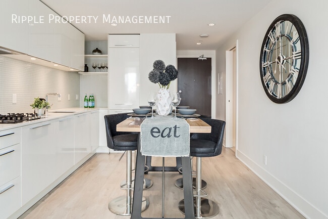 property at 901-910 10 Ave SW