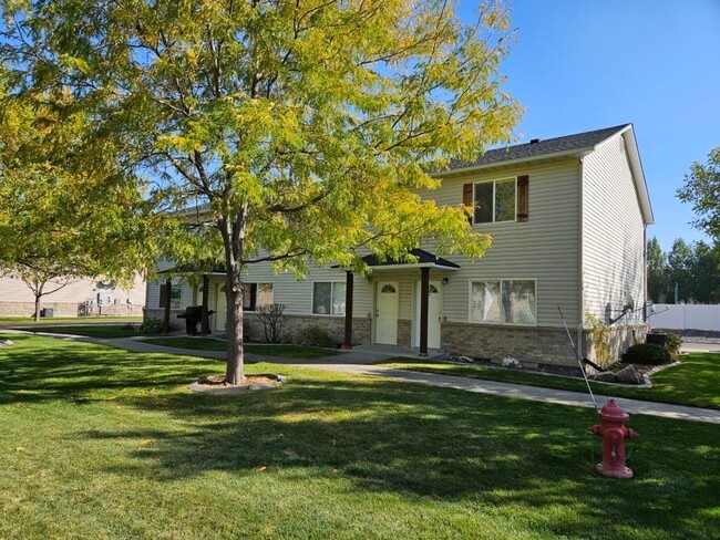 property at 616 Sunflower Rd