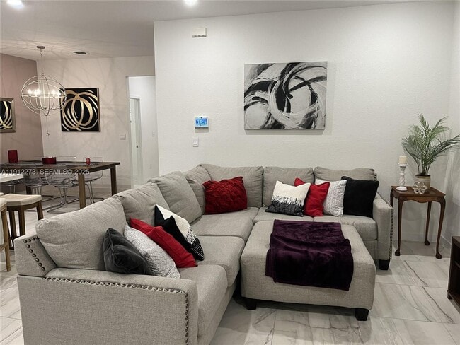 property at 784 SE 19th St