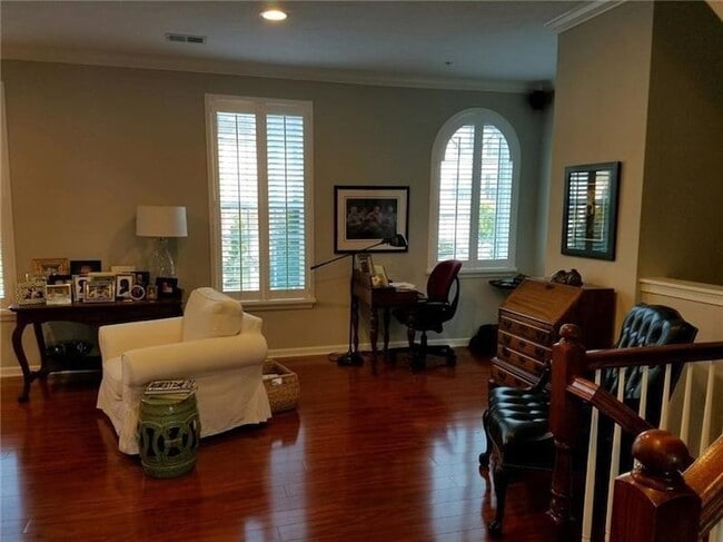 411 Maple Ridge Dr, Unit 1-1106 in Canonsburg, PA - Foto de edificio - Building Photo