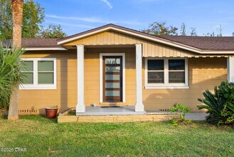 1528 Oak Ave in Panama City, FL - Building Photo - Building Photo