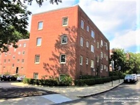 20 Saint Paul St in Brookline, MA - Building Photo