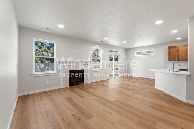 2220 W Jay Ave in Spokane, WA - Building Photo - Building Photo