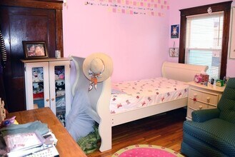 17 Sunset St, Unit 1 in Boston, MA - Building Photo - Building Photo