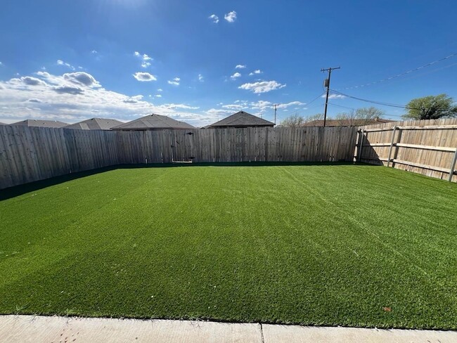 2610 N Avenue P in Lubbock, TX - Building Photo - Building Photo