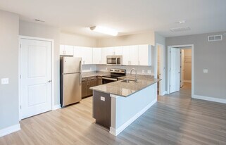 222 Park Place Apartments in Warminster, PA - Building Photo