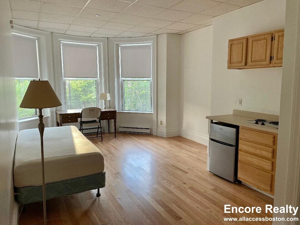 854 Beacon St in Boston, MA - Foto de edificio