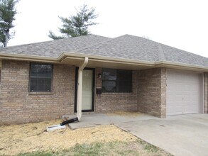 513 N College Ave, Unit 513 in Republic, MO - Building Photo - Building Photo