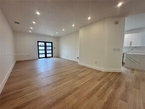 13348 SW 122nd Ave in Miami, FL - Building Photo - Building Photo