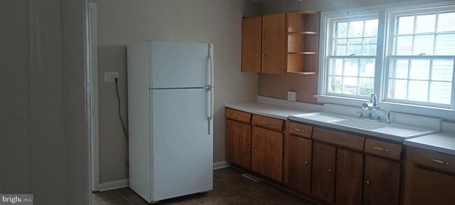 property at 106 N Fairfax Blvd