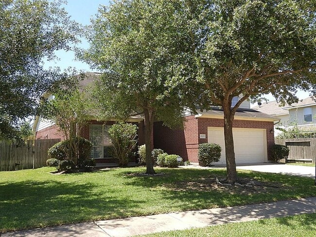 15127 Brookwood Bridge Ln in Sugar Land, TX - Foto de edificio - Building Photo