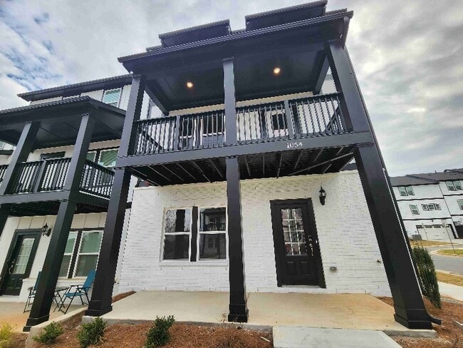 property at 1054 Knoxboro Ln