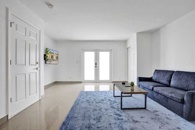 905 N Federal Hwy, Unit SI ID1504069P in Lake Worth Beach, FL - Foto de edificio - Building Photo