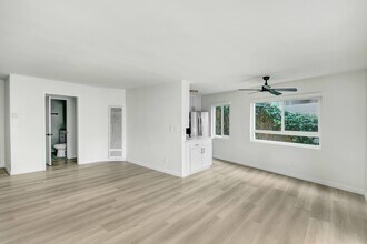 8741-8743 Shoreham in West Hollywood, CA - Foto de edificio - Building Photo