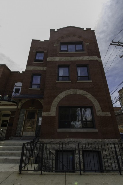 2347 W 24th Pl-Unit -1R in Chicago, IL - Building Photo