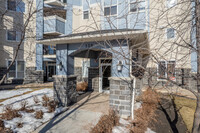 120-160 Country Village Cir NE in Calgary, AB - Building Photo - Building Photo