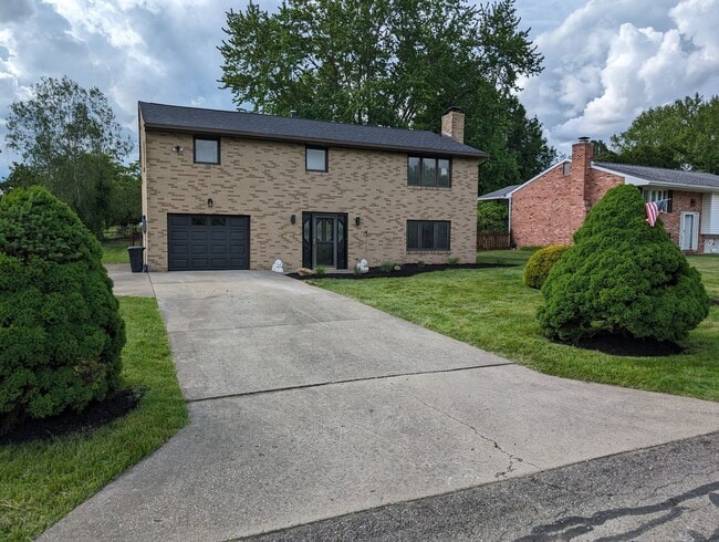 property at 17 Farmcrest Dr