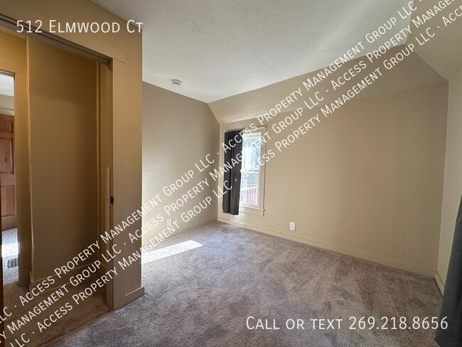 512 Elmwood Ct in Kalamazoo, MI - Building Photo - Building Photo