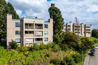 Ventana Ridge in Castro Valley, CA - Foto de edificio - Building Photo