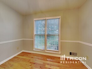 152 Kings Walk in Douglasville, GA - Building Photo - Building Photo