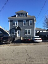 18 Mt Vernon St in Lowell, MA - Building Photo