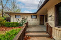 627 N Maus Ln in Wichita, KS - Building Photo - Building Photo