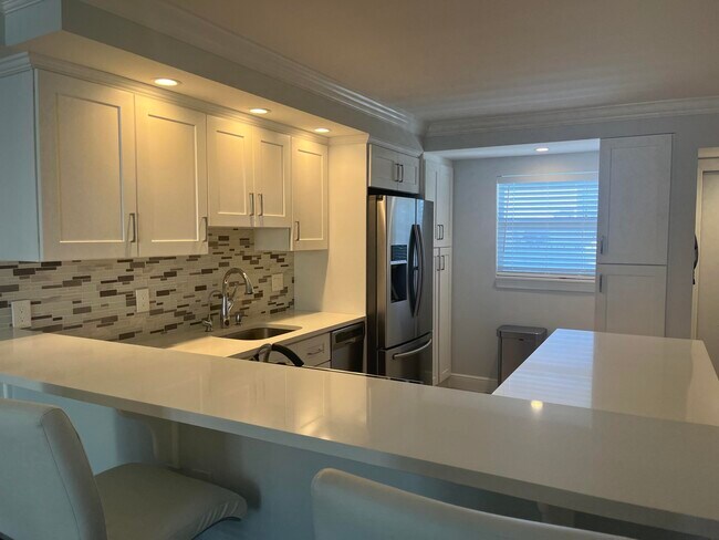 2929 S Ocean Blvd in Boca Raton, FL - Building Photo - Building Photo