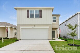 14648 Maple Ter in San Antonio, TX - Building Photo