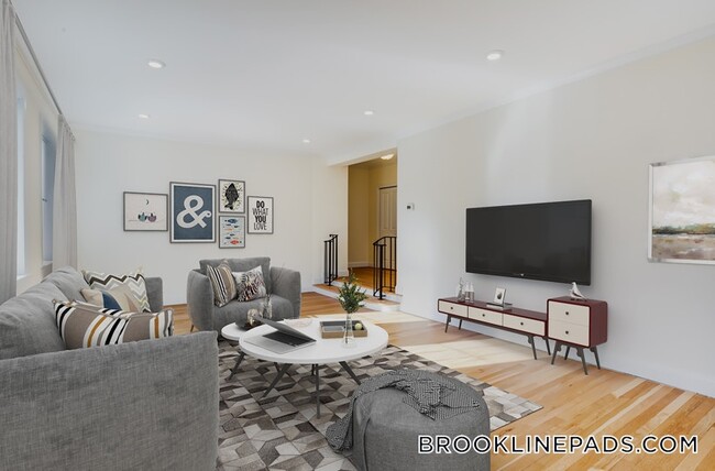 property at 1539 Beacon St