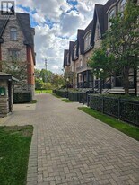 318 John St. in Markham, ON - Building Photo