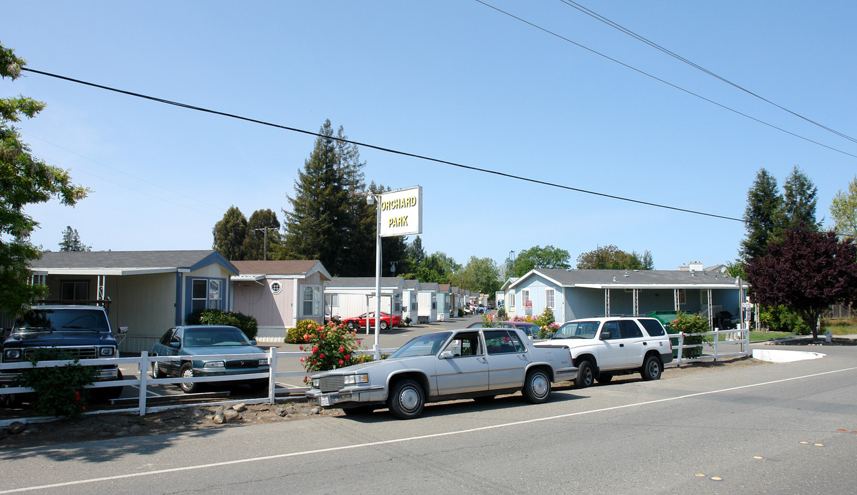 Orchard Park in Santa Rosa, CA - Building Photo