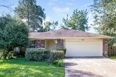 3910 Oaktrace Dr