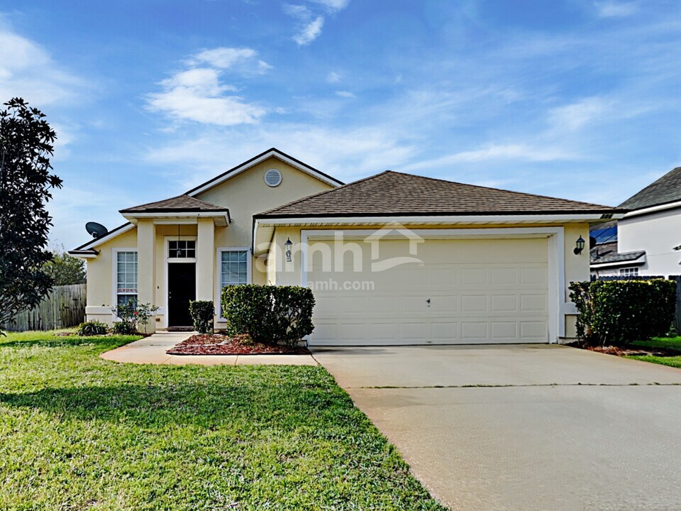 386 Stonehurst Pky in St. Augustine, FL - Building Photo
