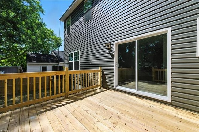 236 Buxton Ave in Newport News, VA - Foto de edificio - Building Photo