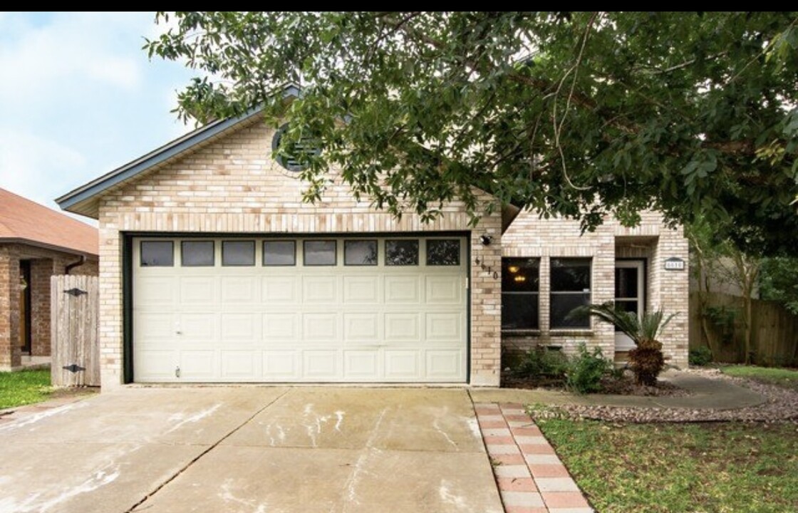 6610 Beech Trail Dr in Converse, TX - Building Photo