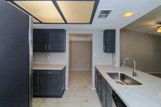 1207 W Topeka Dr in Phoenix, AZ - Building Photo - Building Photo