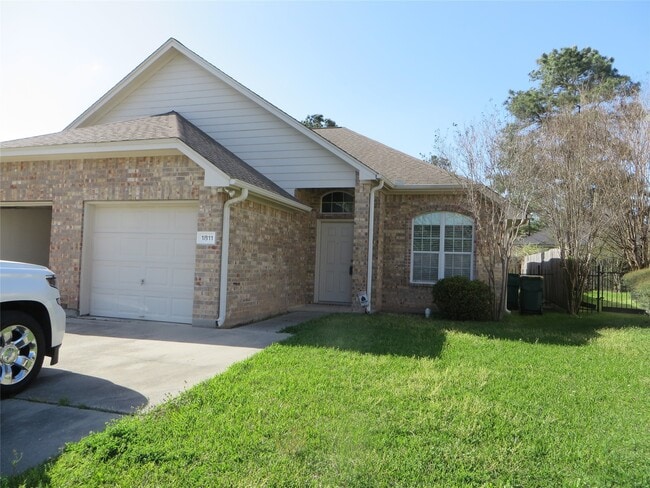 property at 1811 Arbor Glen