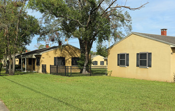 Reeves Terrace in Orlando, FL - Building Photo - Building Photo