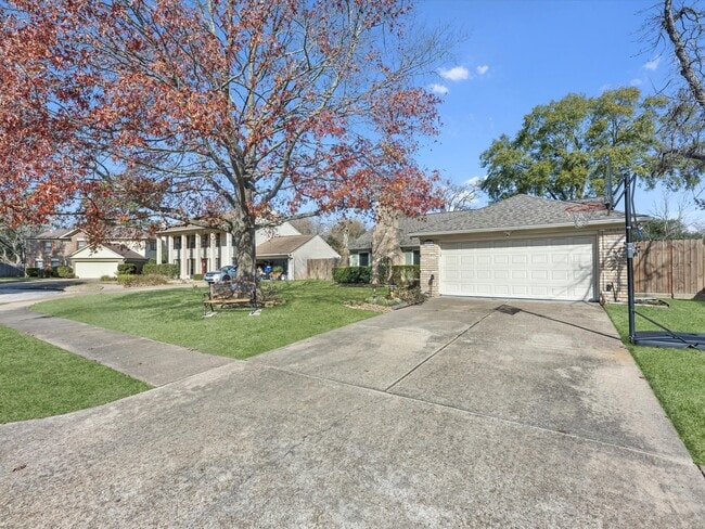 property at 11406 Sunshine Park Dr