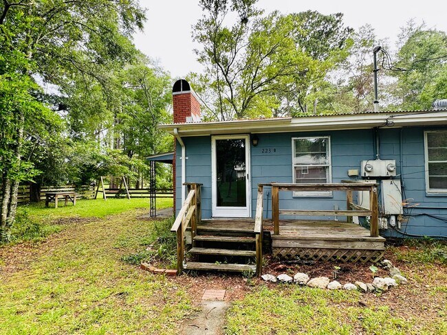 223 Myrtle Ave in Wilmington, NC - Building Photo - Building Photo