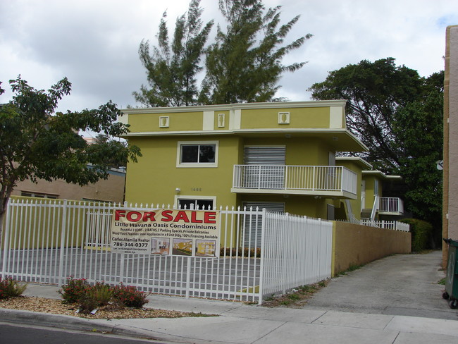 1465 NW 1st St in Miami, FL - Building Photo - Building Photo