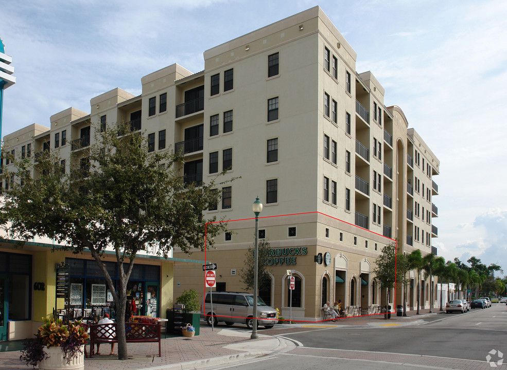 The Lucerne in Lake Worth, FL - Building Photo