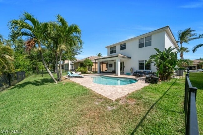 property at 2736 Blue Cypress Lake Ct