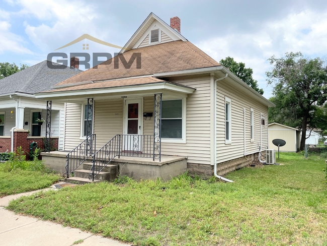 property at 115 E 11th Ave