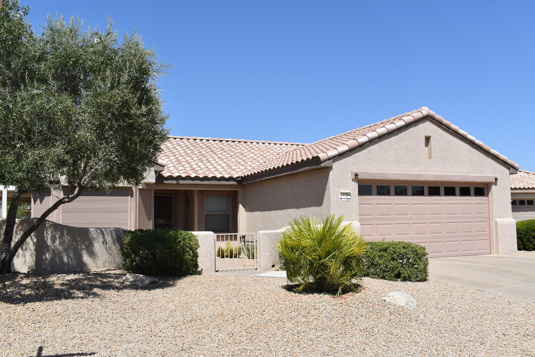 17704 N Sundown Ct in Surprise, AZ - Building Photo